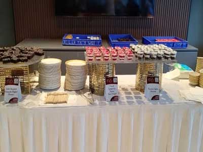 A complete tiffin centre in Serah Exim Caterers